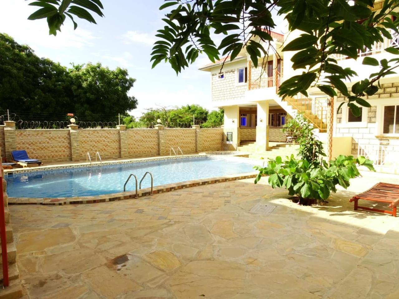 Diplomat Diani Beach Resort Екстер'єр фото